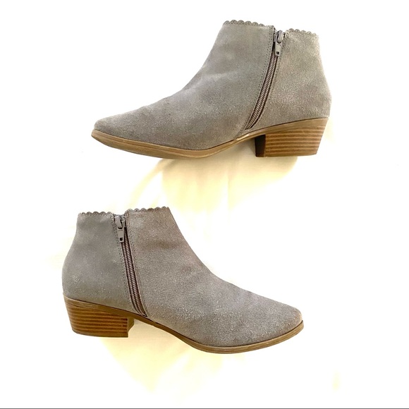 Jack Rogers Kali Suede Ankle Boot - Picture 7 of 12